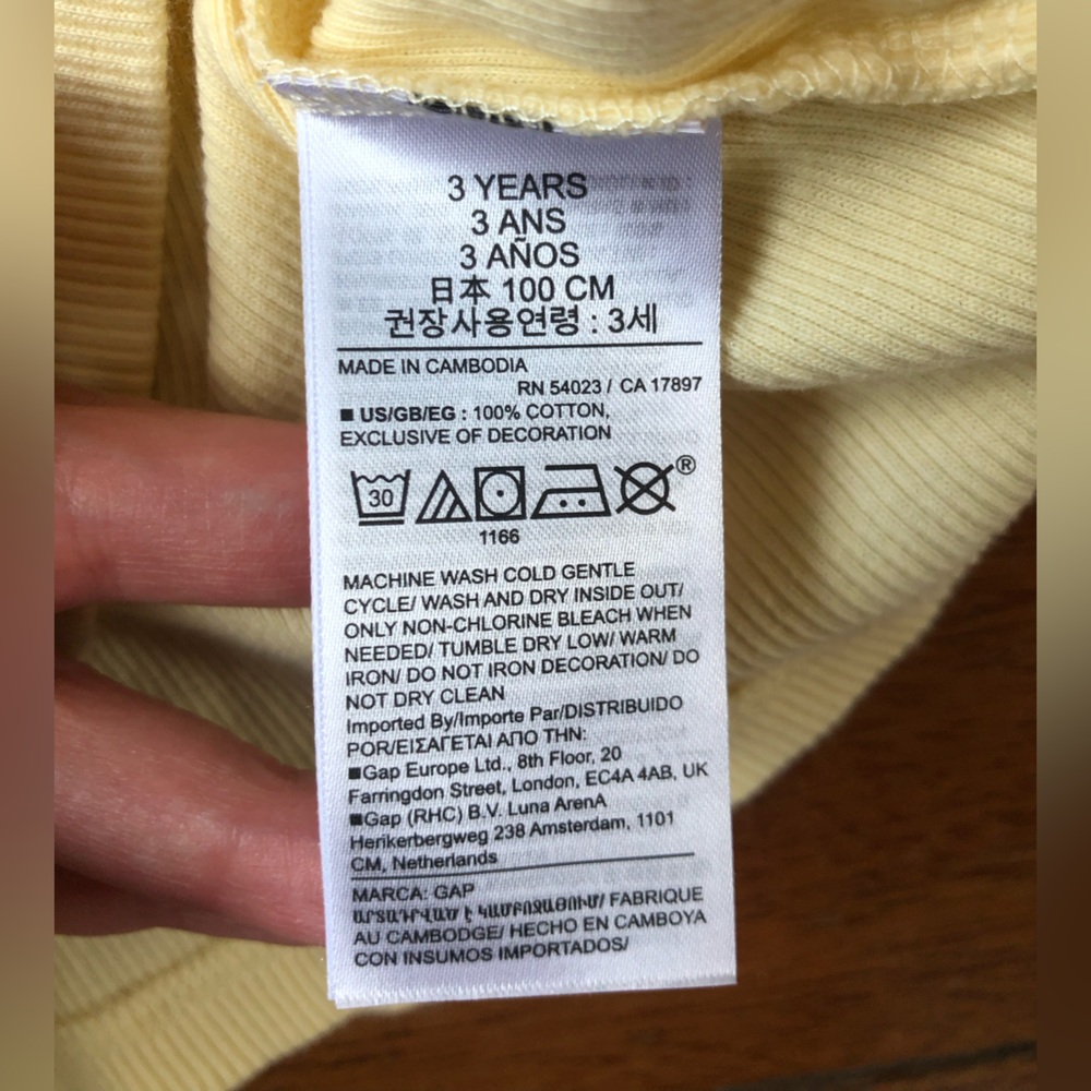 Gap Light Yellow Ruffled Kids Top - Picture 9 of 9